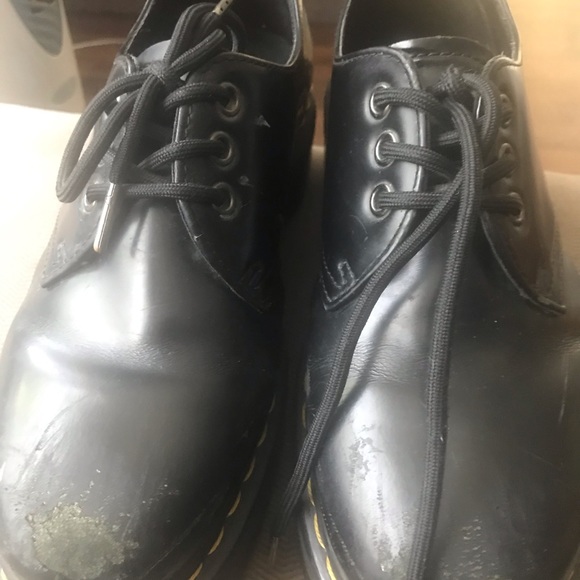 Dr Martin shoes used but in good good condition price accordingly - Picture 7 of 10